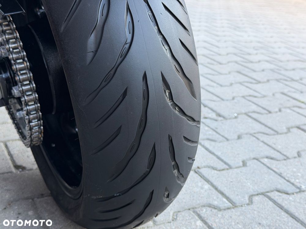 Yamaha FZ6 - 8