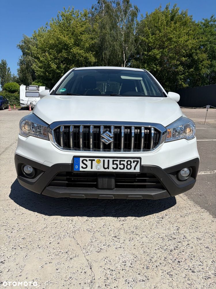 Suzuki SX4 S-Cross 1.0 T Comfort - 4