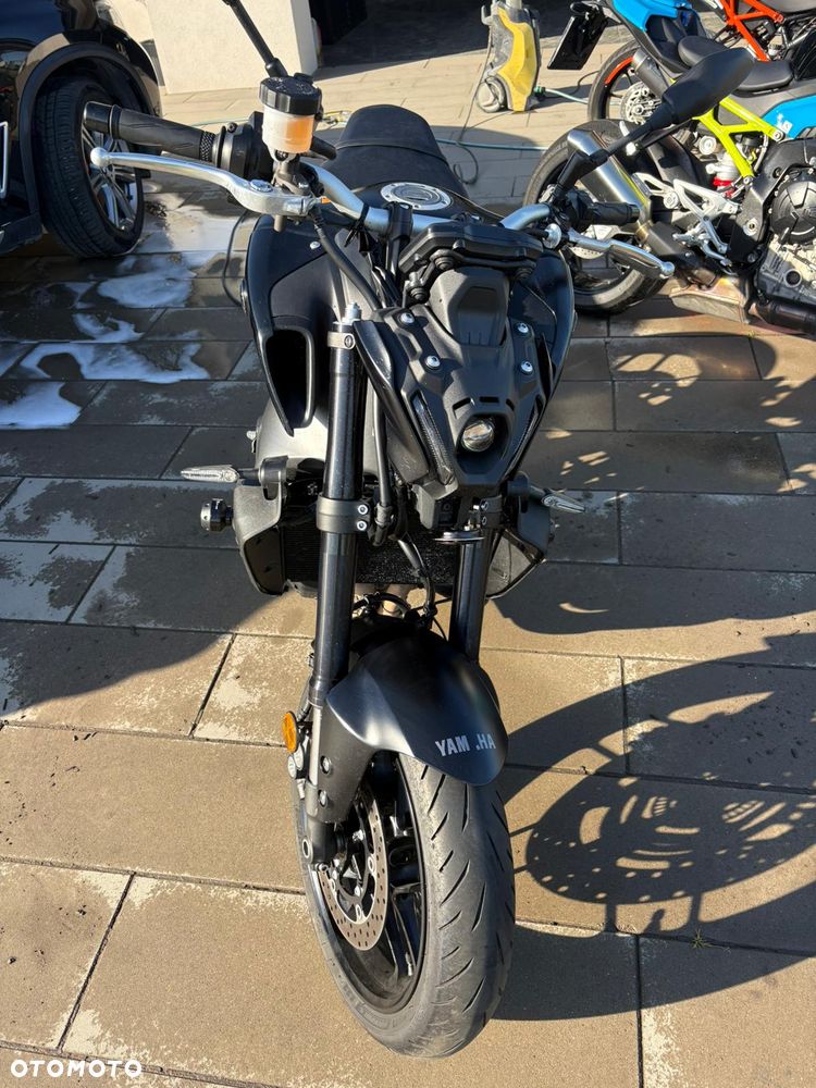 Yamaha MT - 9