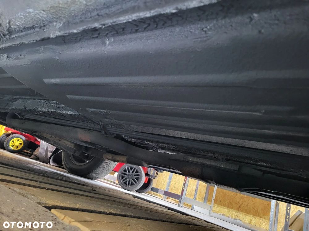 Mercedes-Benz SL - 16