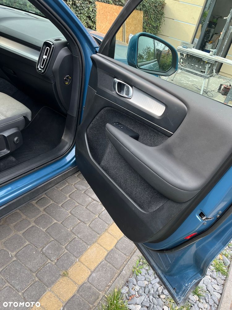 Volvo XC 40 B3 Core - 13