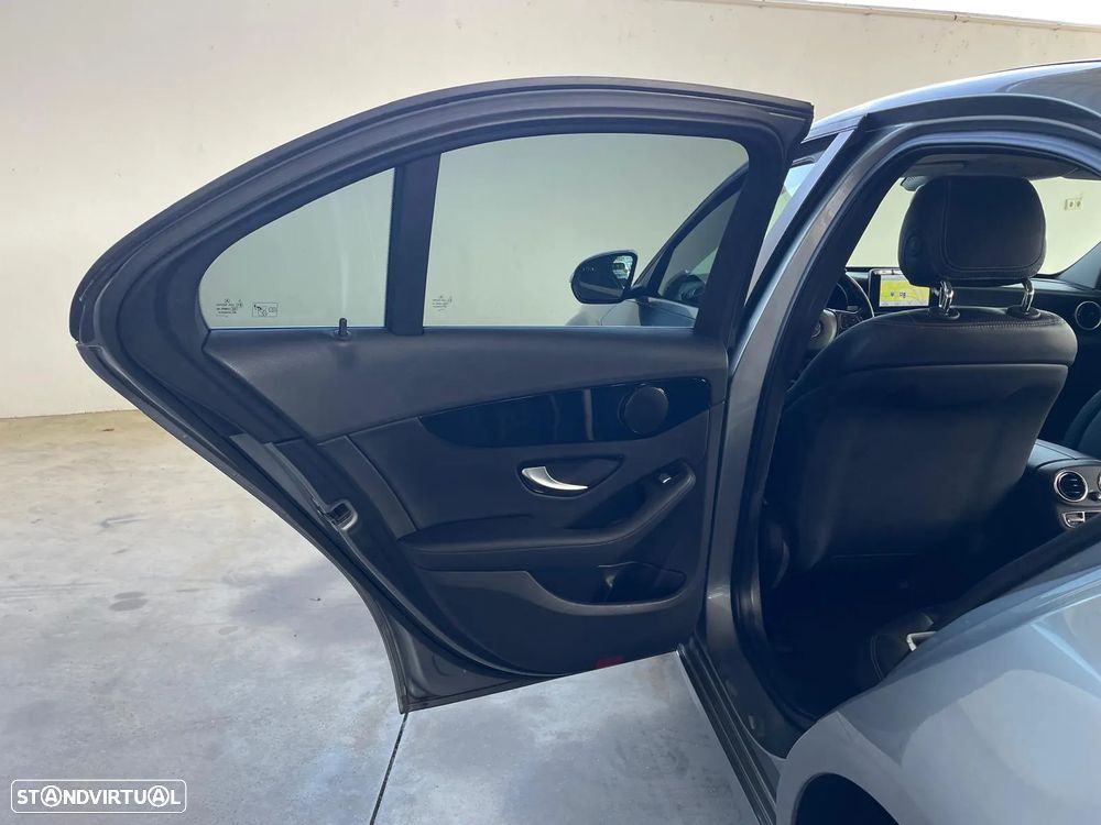 Mercedes-Benz C 220 d Avantgarde - 38