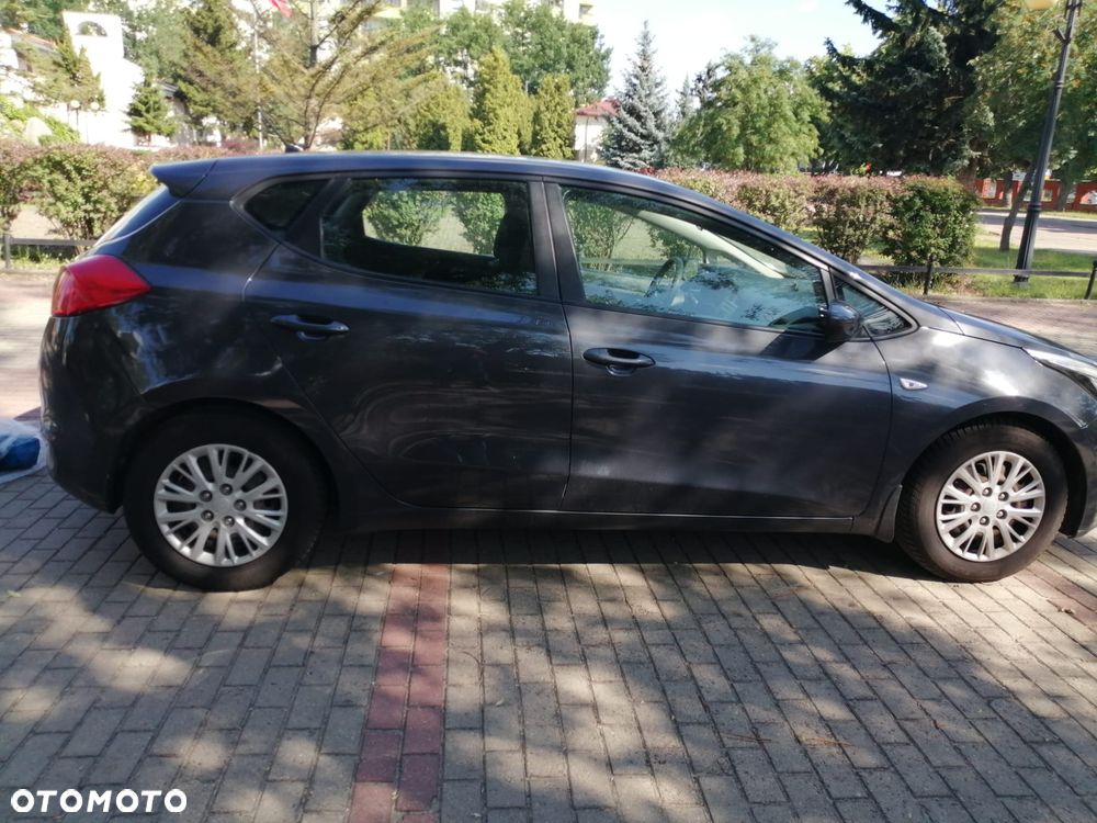 Kia Ceed 1.4 M - 10