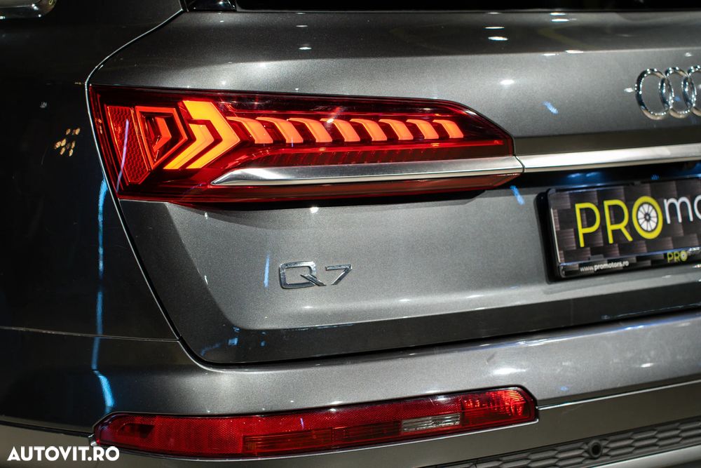 Audi Q7 55 TFSI e quattro tiptronic S line - 17