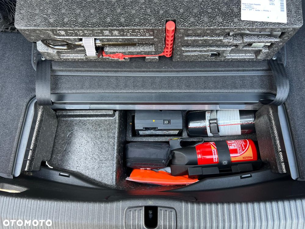 Audi A8 L 60 TFSI e Quattro Tiptronic - 31