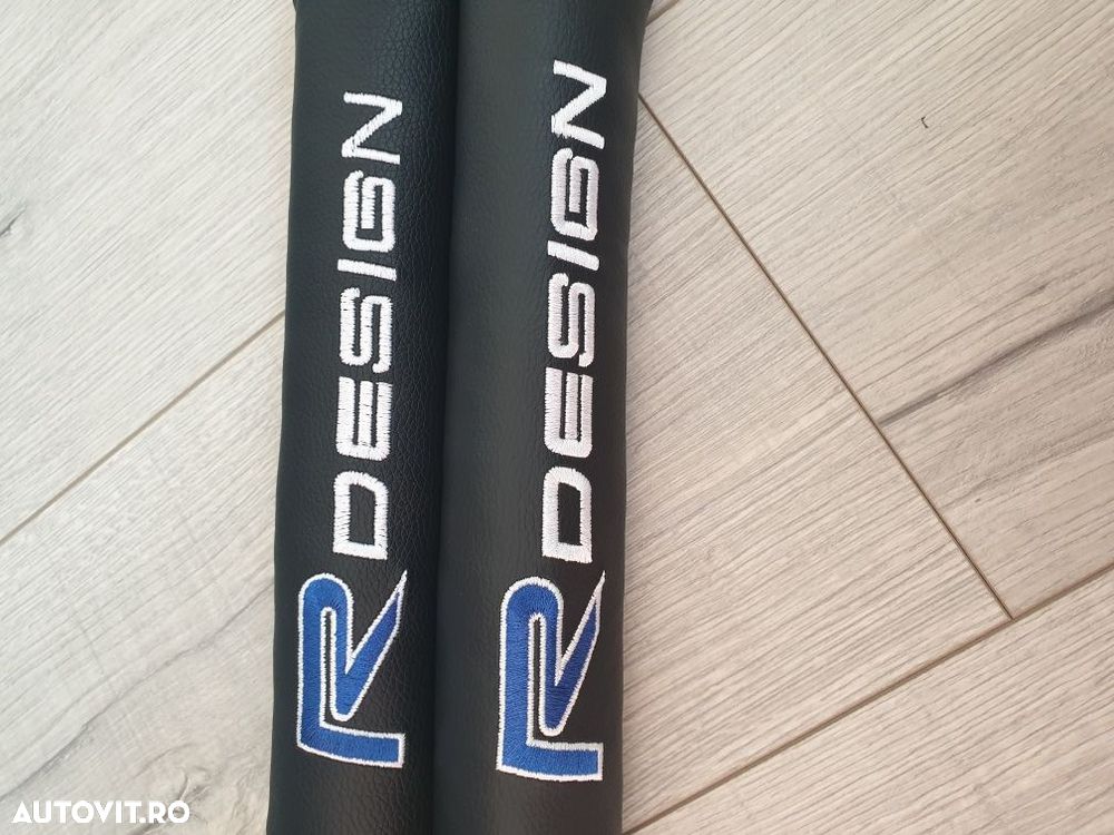 Set-2-Perne-Anti-Alunecare-Volvo-R-Design-XC90-XC60-V90-V60-S90-S60 - 2