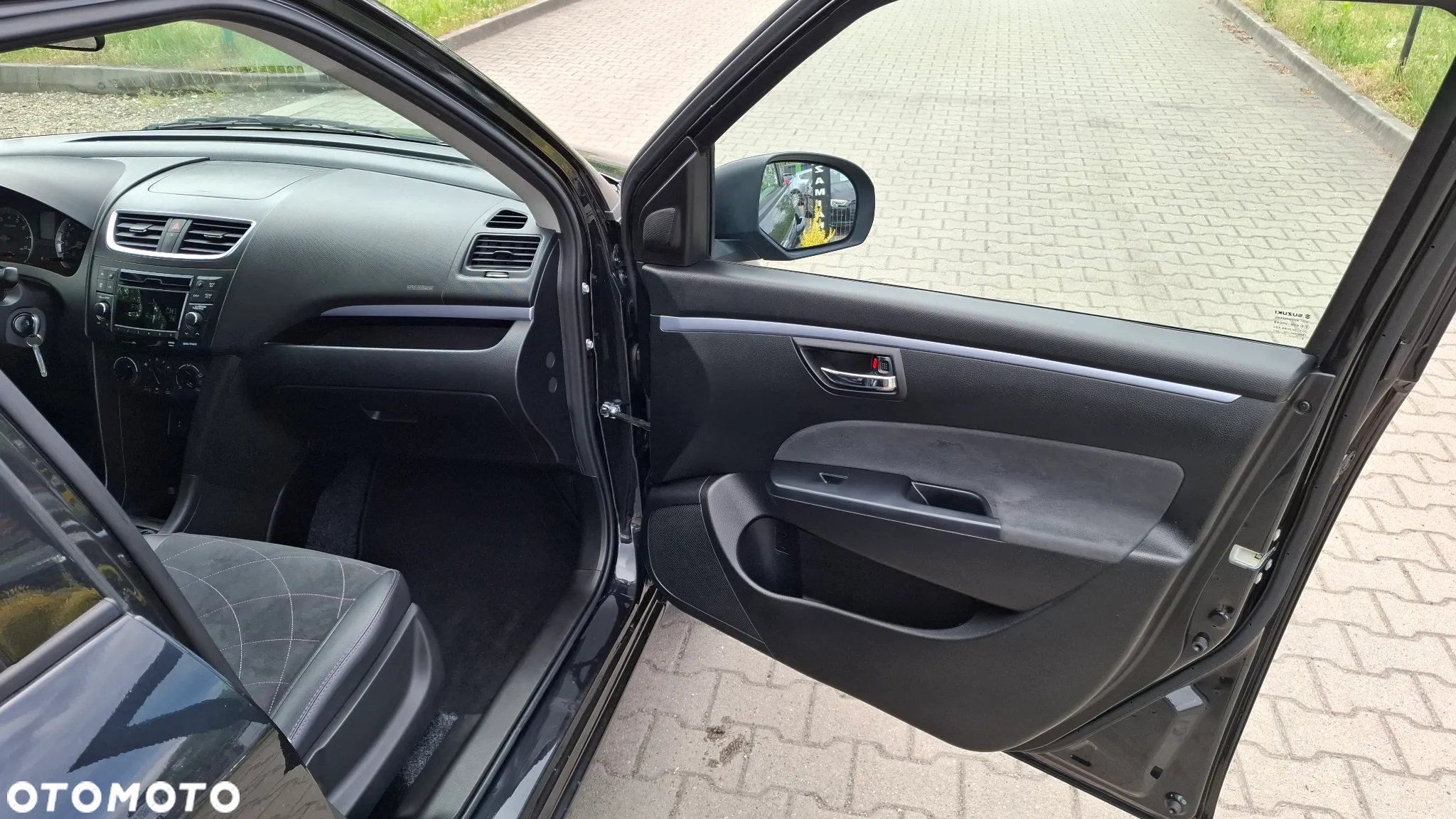 Suzuki Swift 1.2 Premium - 23