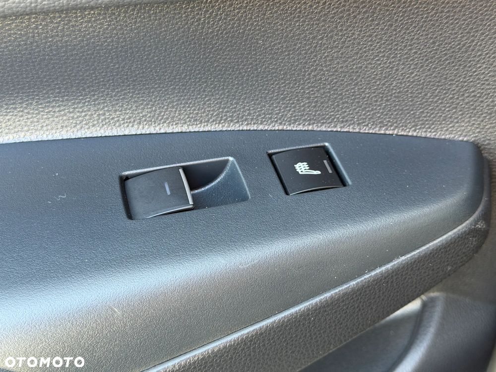 Toyota Corolla 1.8 Hybrid GPF Executive - 27