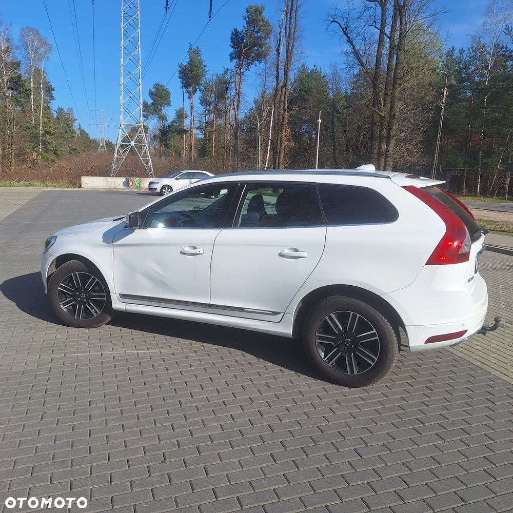 Volvo XC 60 D4 AWD Summum - 4