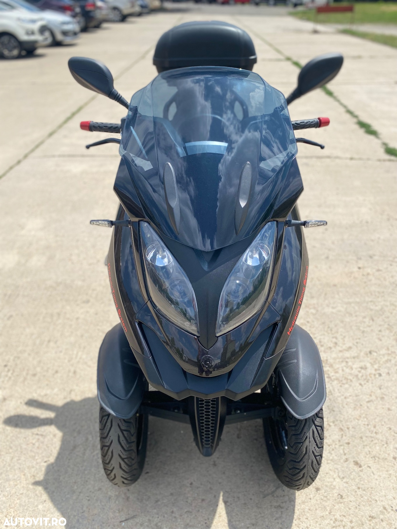 Piaggio MP3 350 Sport - 12