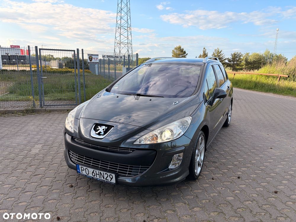 Peugeot 308 - 1
