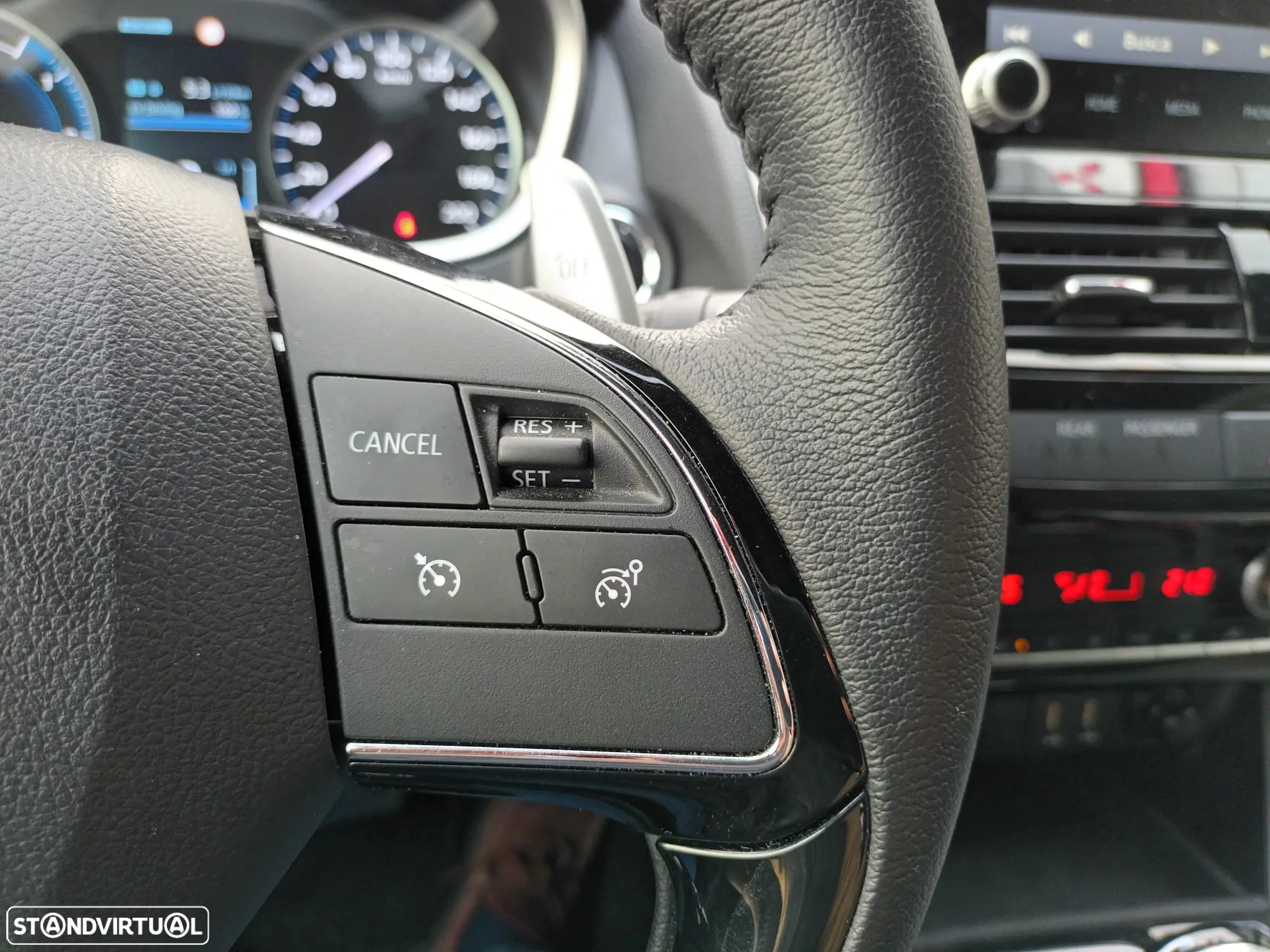 Mitsubishi Eclipse Cross 2.4 PHEV eMotion - 13