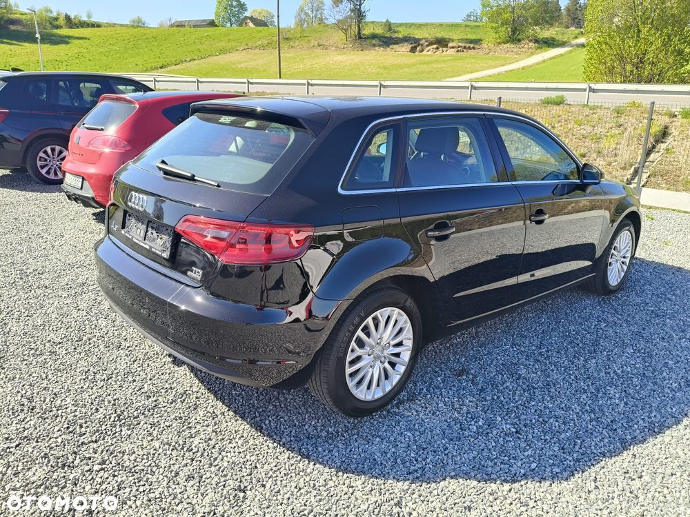 Audi A3 Sportback 1.6 TDI ultra Attraction - 7