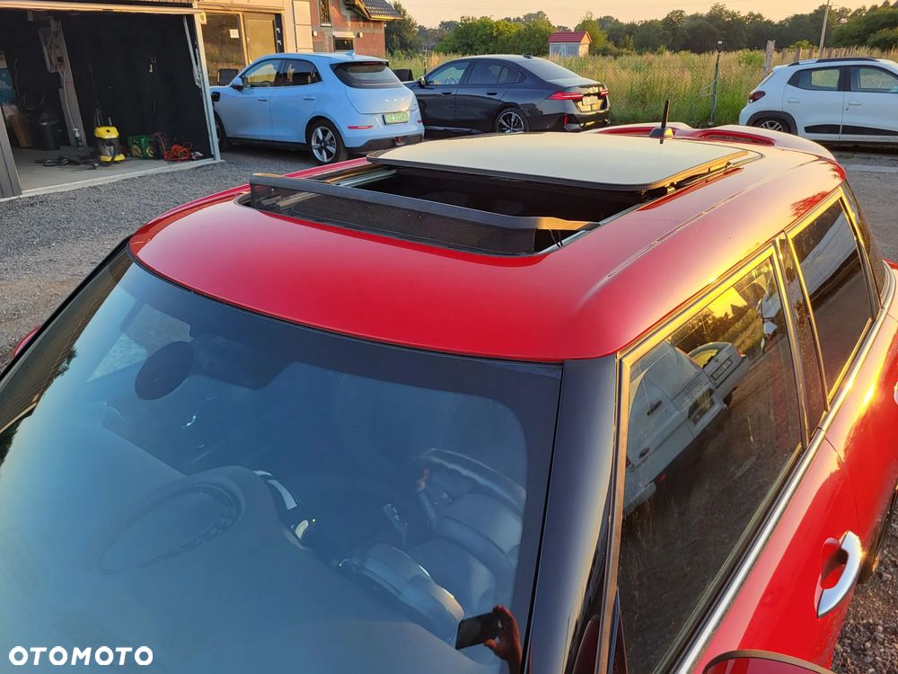 MINI Cooper John Works Trim - 23