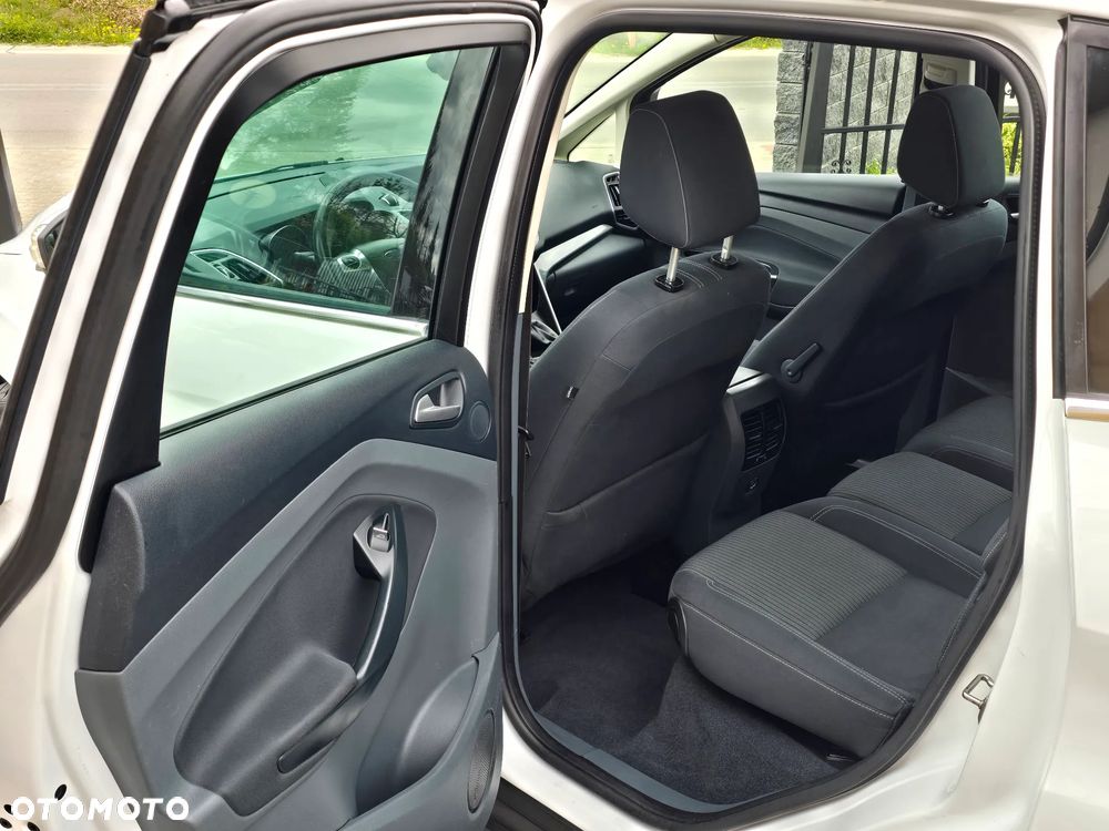 Ford C-MAX 1.6 TDCi Start-Stop-System Titanium - 19