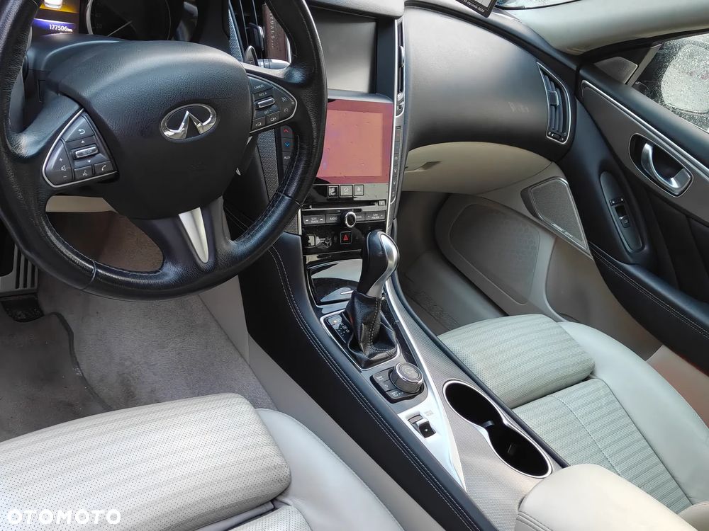 Infiniti Q50 2.0t Premium Sound Studio by Bose - 8