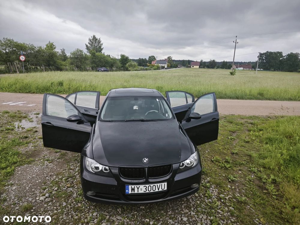 BMW Seria 3 318i - 16