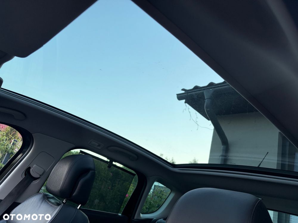 Peugeot 3008 1.6 HDi Premium - 10