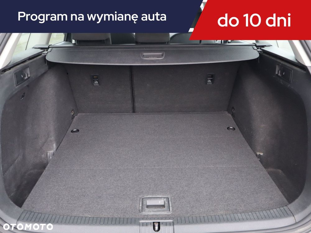 Volkswagen Golf - 14
