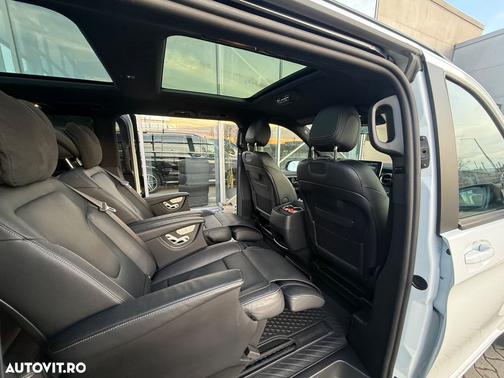 Mercedes-Benz V 300 d Lang 4Matic 9G-TRONIC Exclusive - 26