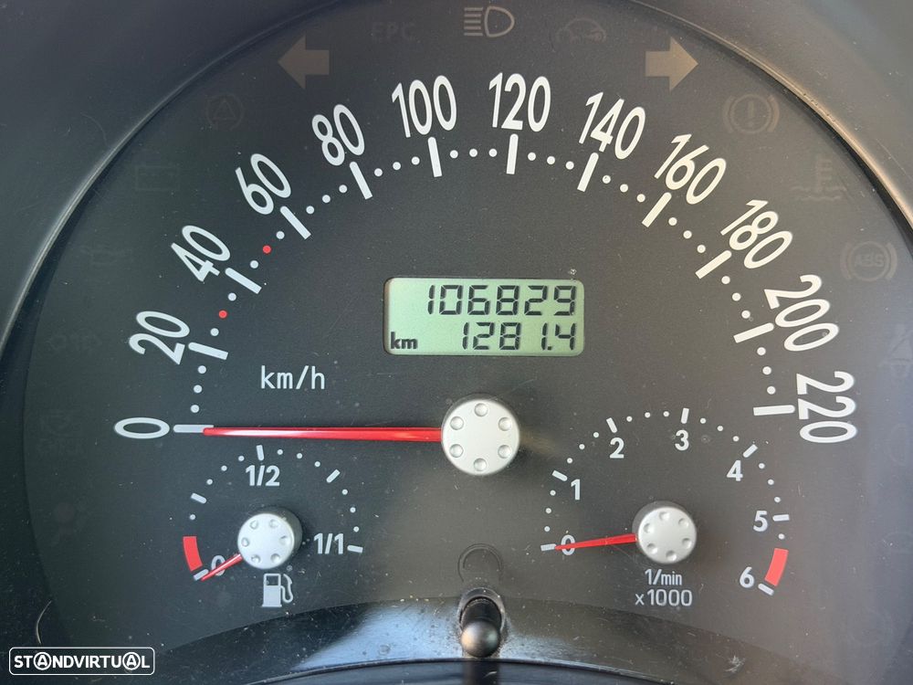 VW New Beetle 1.4 - 7