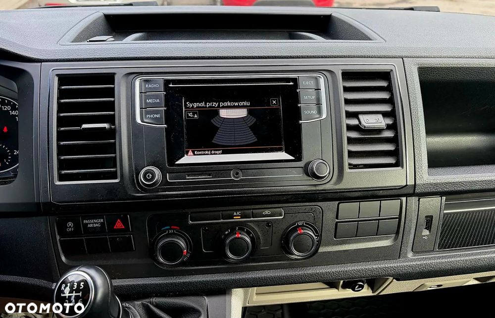 Volkswagen Transporter - 29