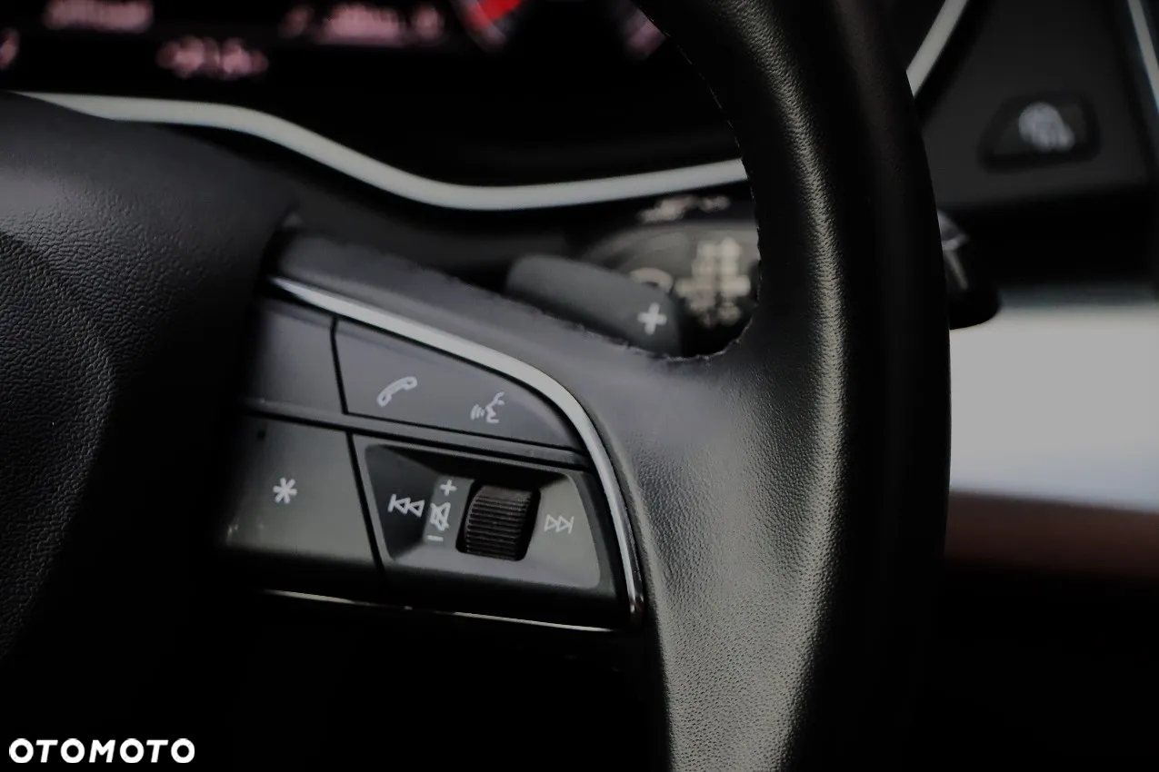 Audi Q5 Sportback - 31