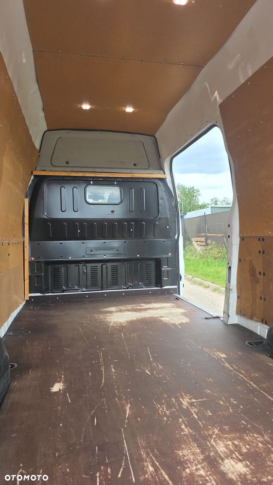 Ford Transit - 21