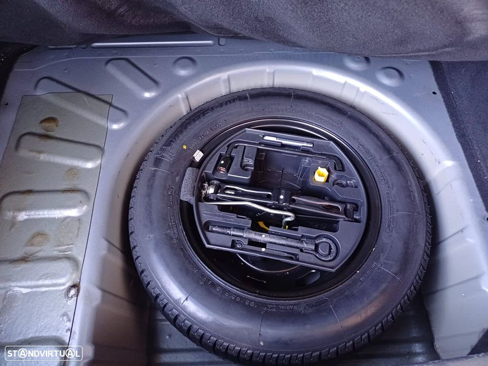 Citroën C4 1.6 HDi SX - 10