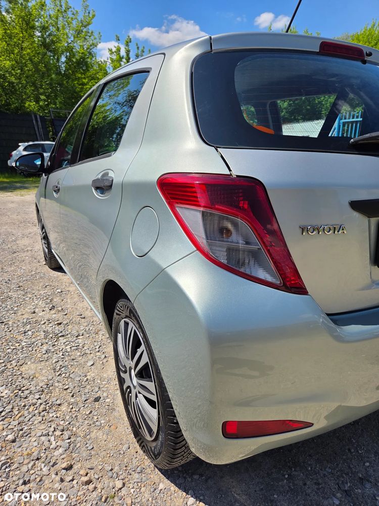 Toyota Yaris 1.0 VVT-i Cool - 10