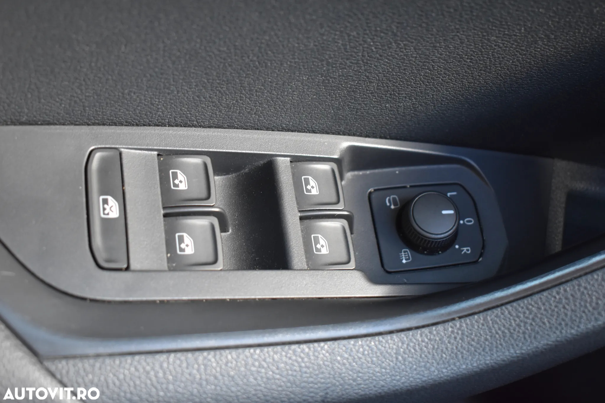 Skoda Karoq 2.0 TDI DSG Ambition - 13