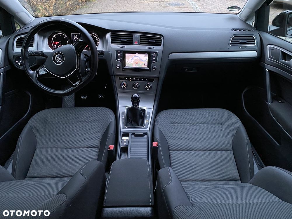 Volkswagen Golf 1.6 TDI DPF BlueMotion - 3