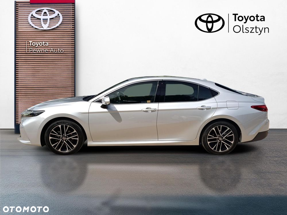 Toyota Camry - 2