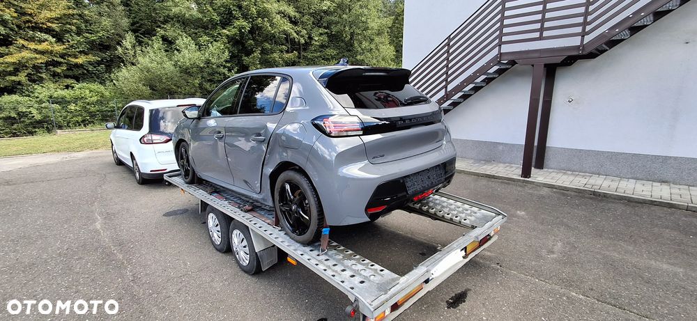 Peugeot 208 PureTech 100 EAT8 Allure - 2