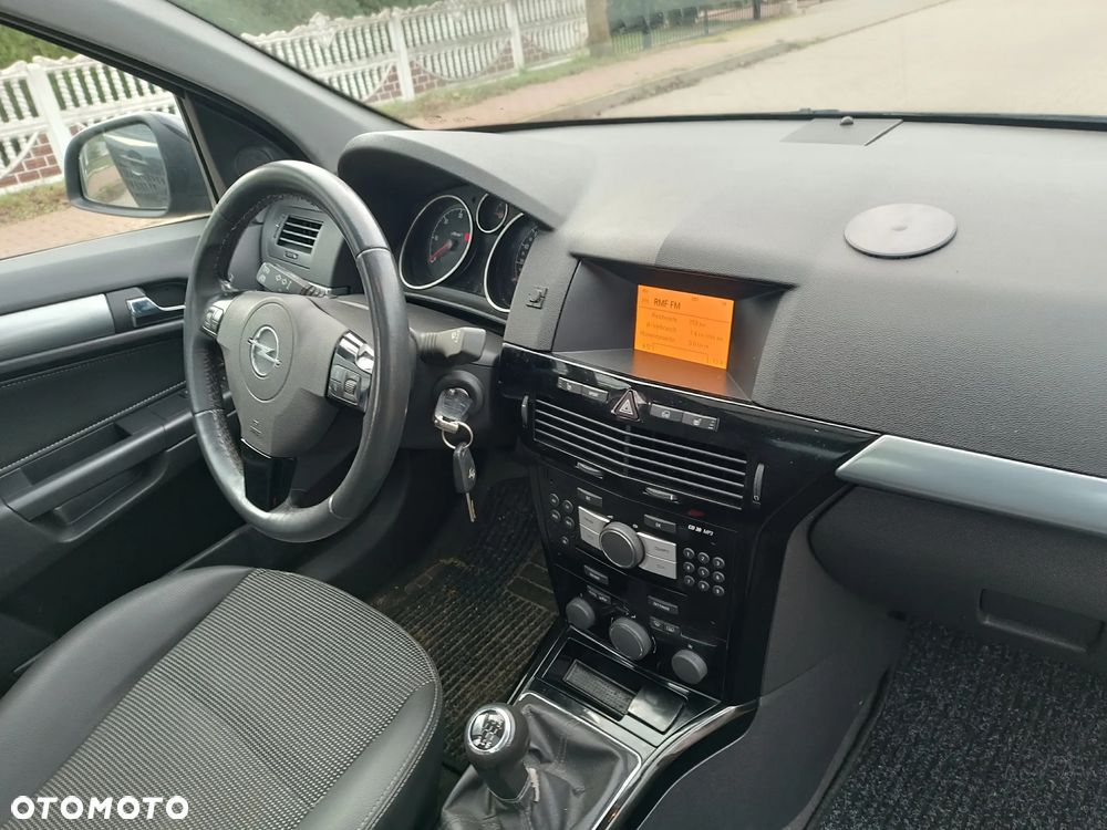 Opel Astra 1.7 CDTI DPF Edition - 7