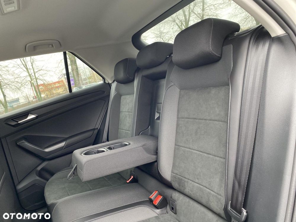 Volkswagen T-Roc 1.5 TSI Style DSG - 16