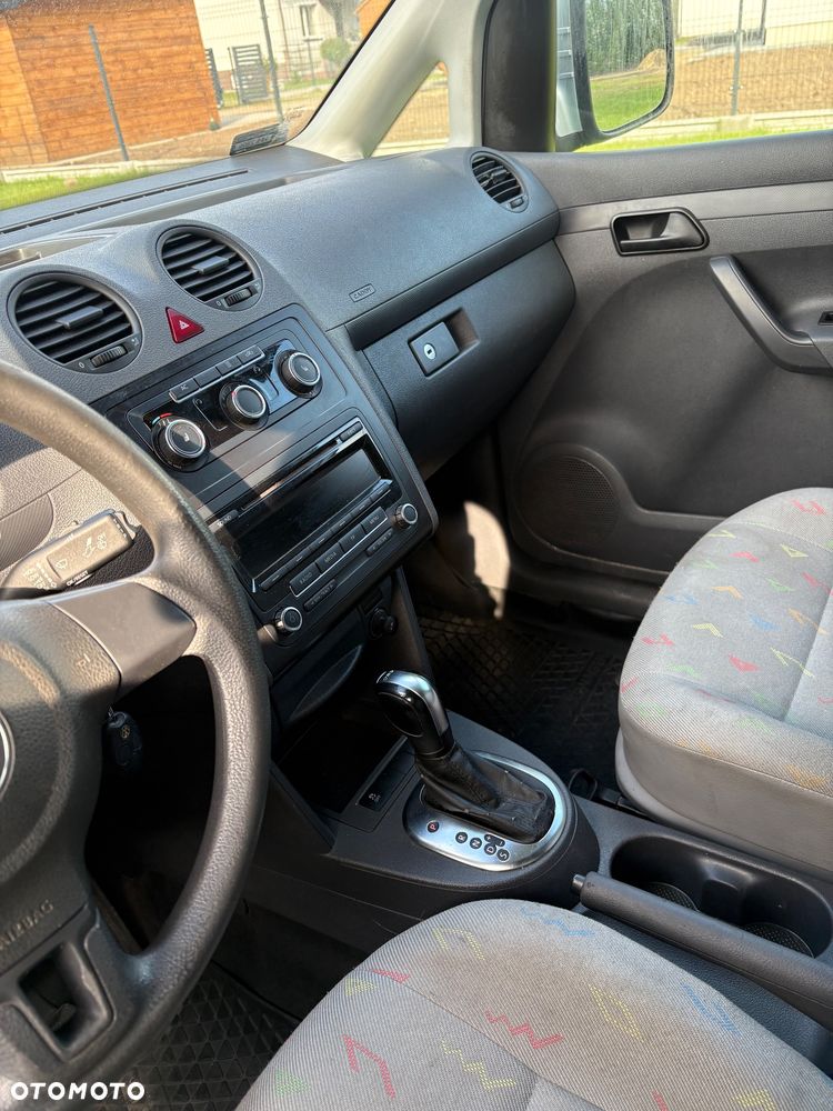 Volkswagen Caddy Comfortline 4Motion DSG - 8
