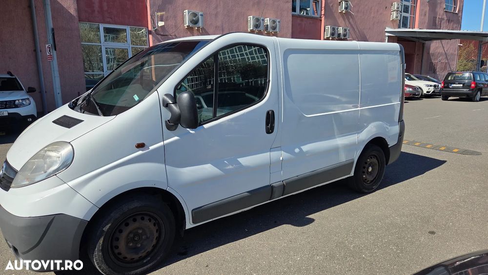 Opel Vivaro - 2