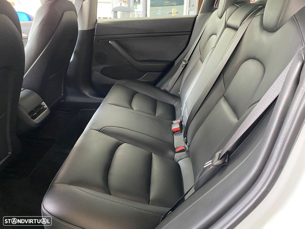 Tesla Model 3 Long Range Tração Traseira - 21