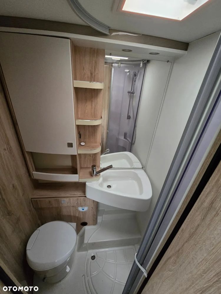 Eura Mobil Profila PT 695 EB - 8