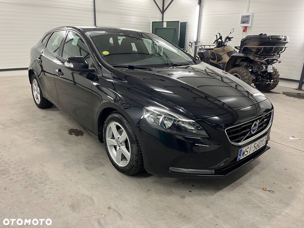 Volvo V40 D2 Momentum - 8