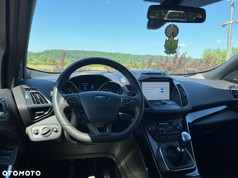 Ford Kuga 1.5 EcoBoost FWD ST-Line - 22