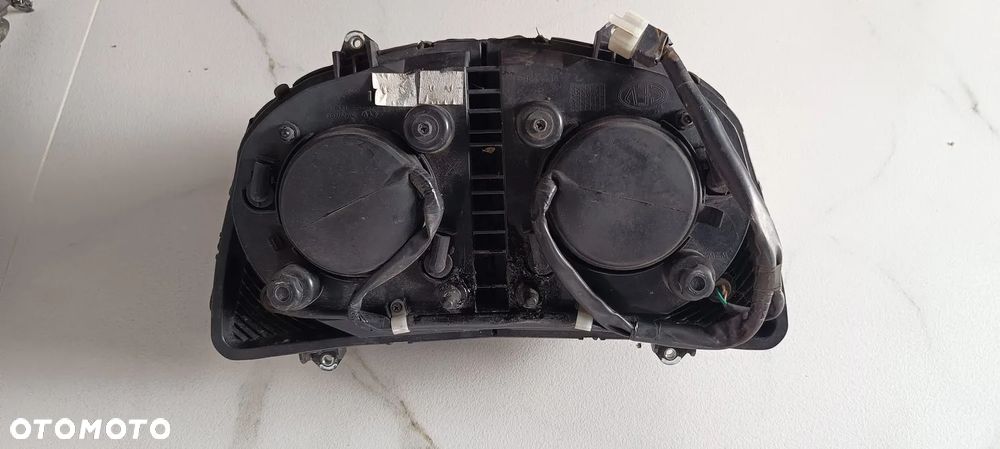 Honda CBF 1000 650 Lampa Przód REFLEKTOR - 11