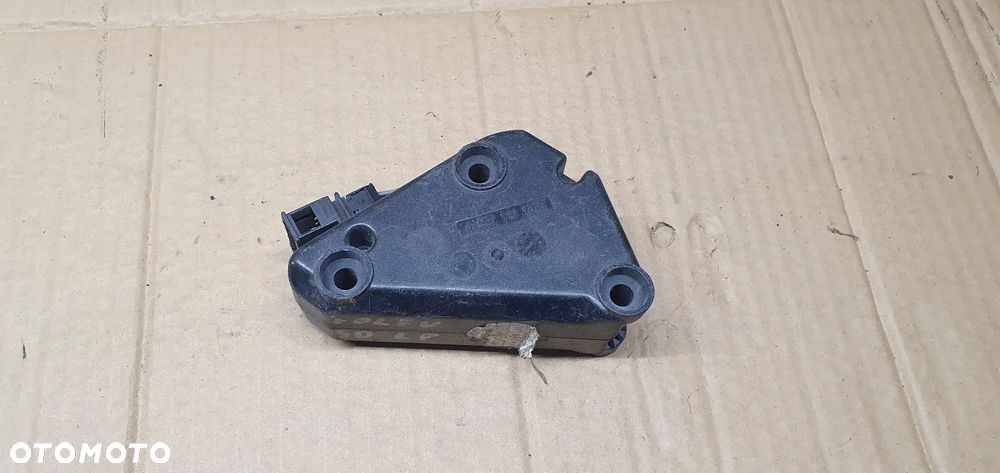 Wzmacniacz Audio głośników VW Golf V 1K0035463D - 1