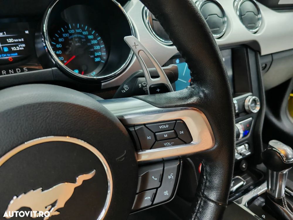 Ford Mustang 2.3 EcoBoost Aut. - 17