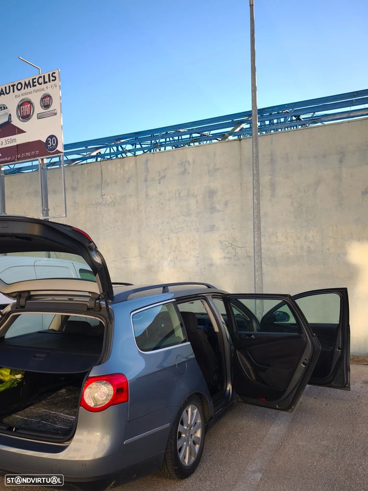 VW Passat Variant 2.0 TDi Confortline - 11