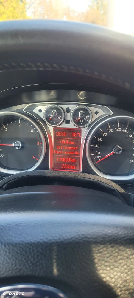 Ford Kuga 2.0 TDCi 4x4 Titanium - 7
