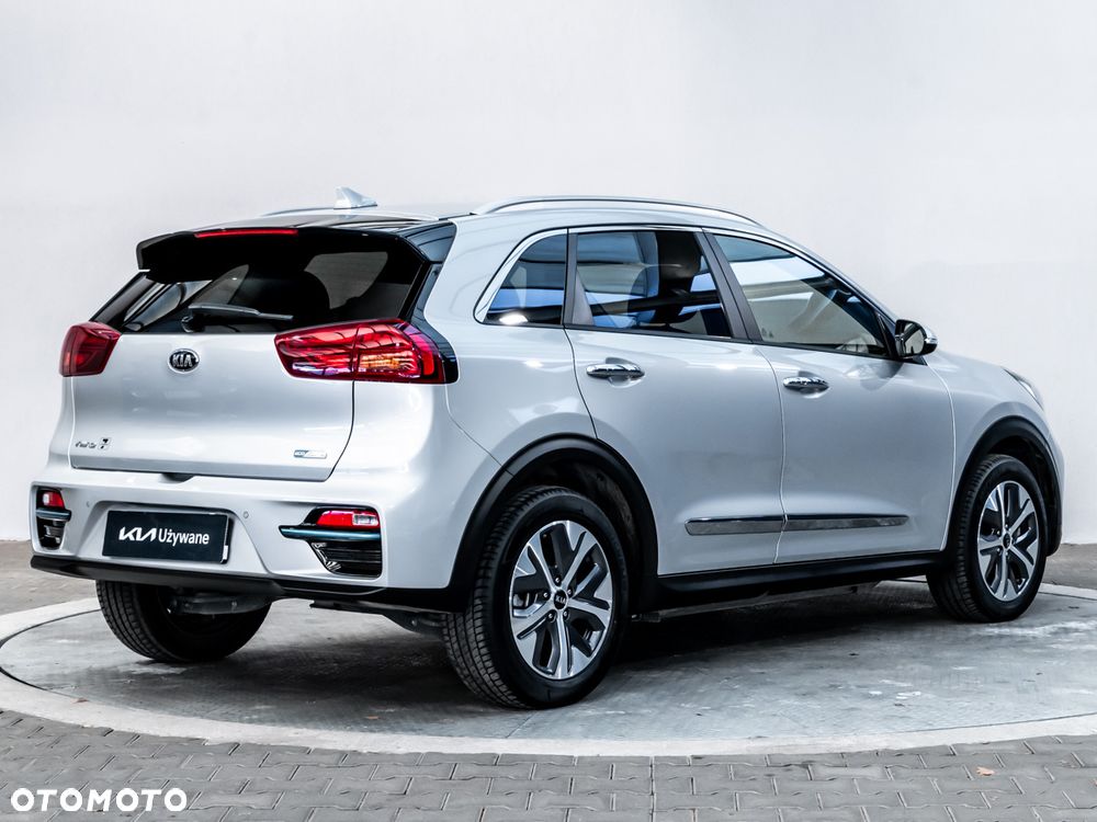 Kia Niro 64kWh L - 2