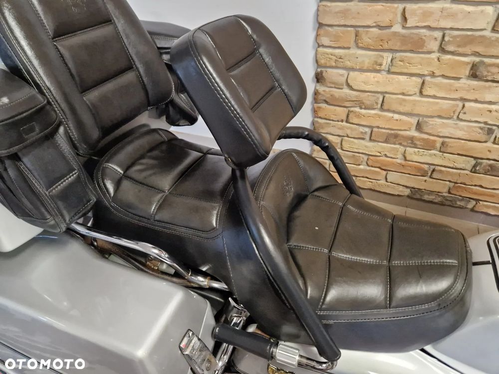 Honda GL - 33