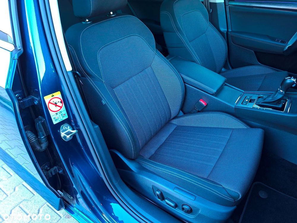 Skoda Superb 2.0 TDI DSG Premium Edition - 22